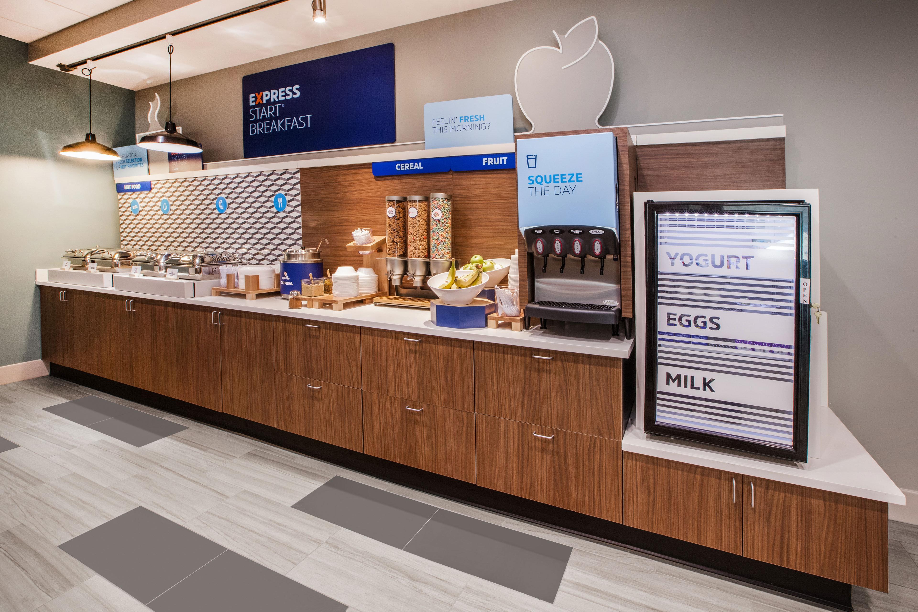 Holiday Inn Express Hartford-Newington By Ihg Buitenkant foto