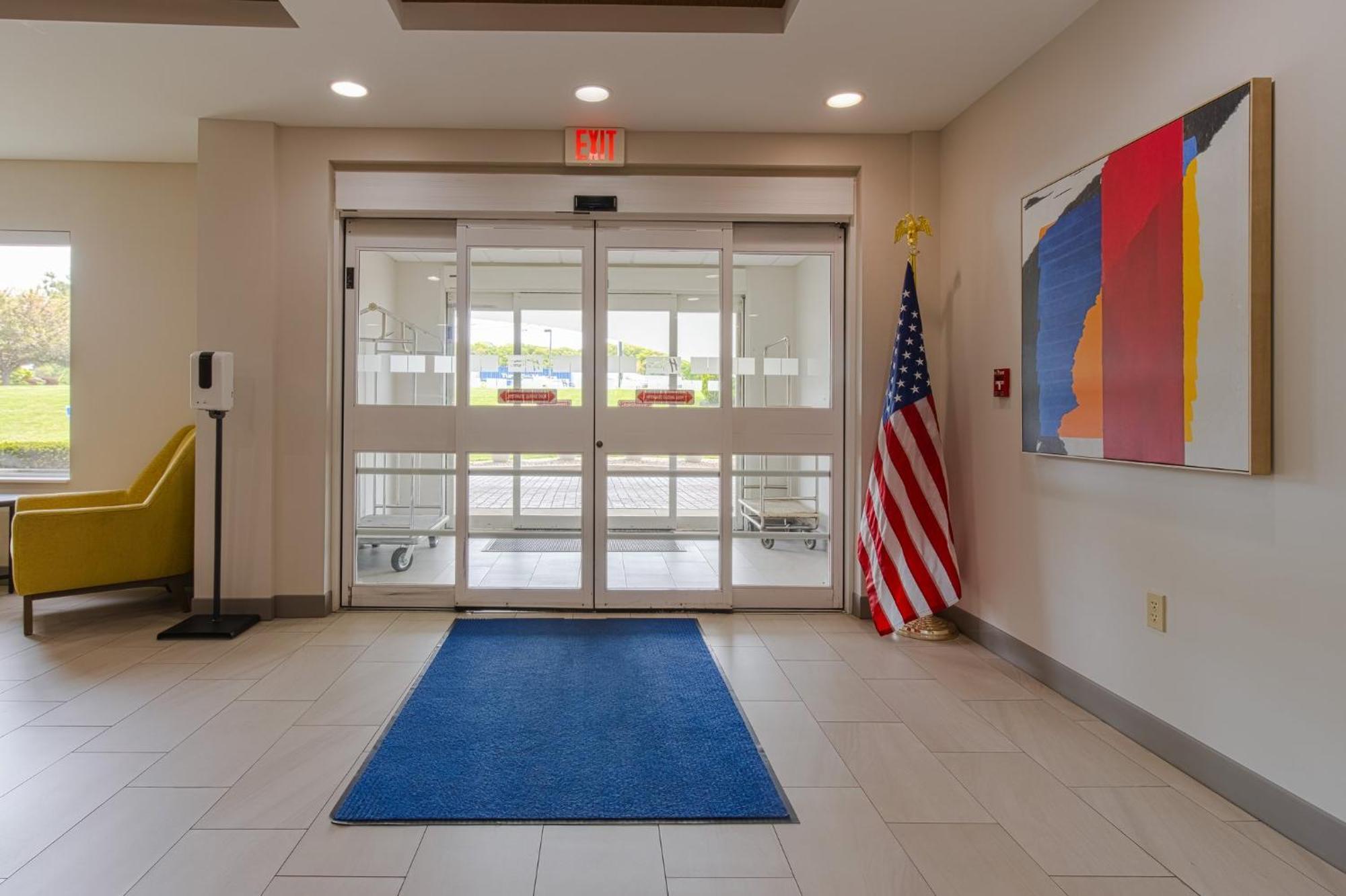 Holiday Inn Express Hartford-Newington By Ihg Buitenkant foto