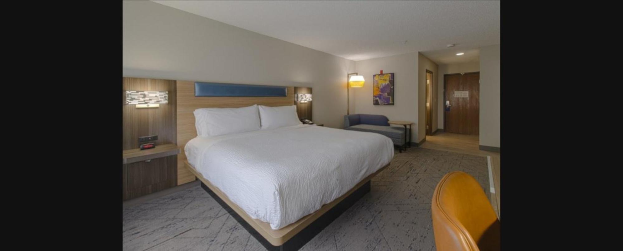 Holiday Inn Express Hartford-Newington By Ihg Buitenkant foto